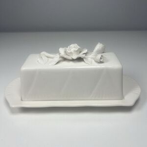 Grace's Teaware Off White Butter Dish with Roses